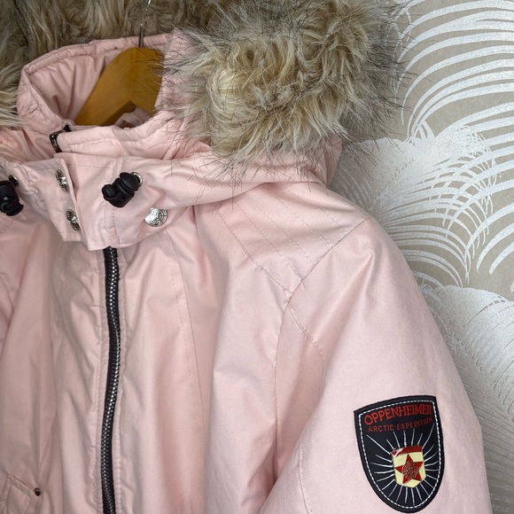 EUC Pink Puffy Bomber - Picture 5 of 12